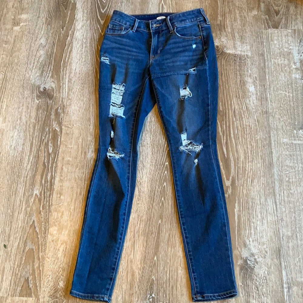 Old Navy Pop Icon Skinny Distressed Jeans